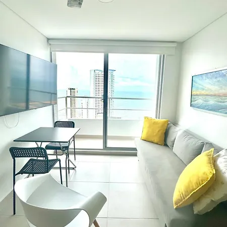 Despierta Frente Al Mar Piso 30 3 Hab Piscina Y Playa *