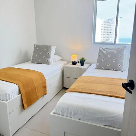 Despierta Frente Al Mar Piso 30 3 Hab Piscina Y Playa Cartagena