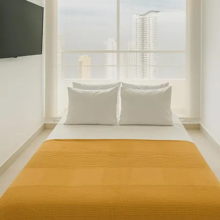 Despierta Frente Al Mar Piso 30 3 Hab Piscina Y Playa Apartamento Cartagena