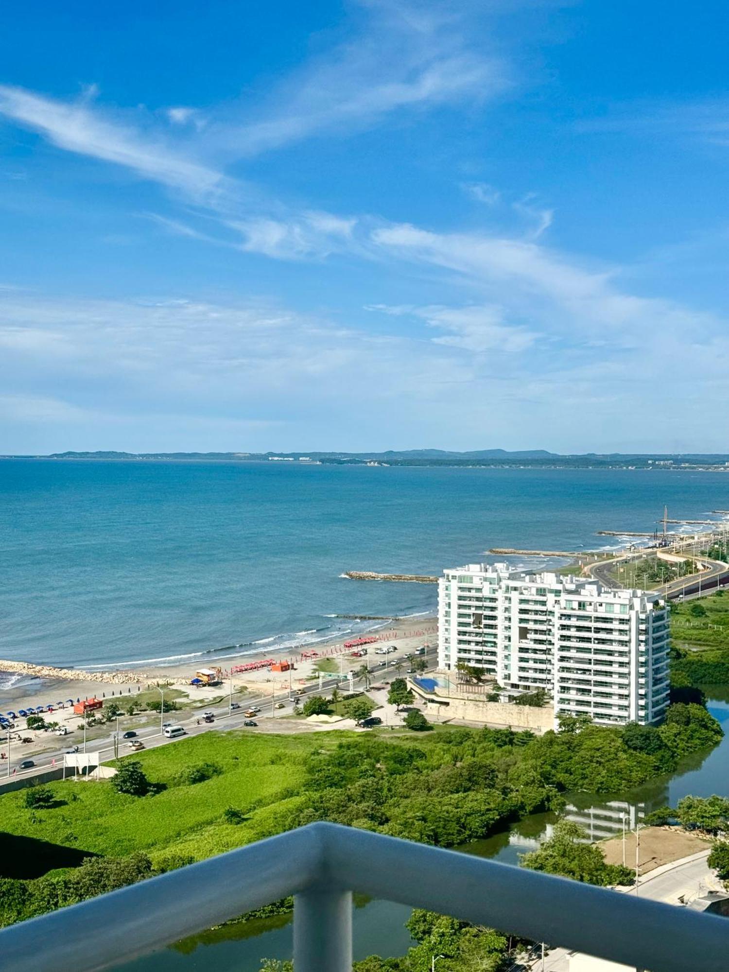 Apartamento Despierta Frente Al Mar Piso 30 3 Hab Piscina Y Playa *